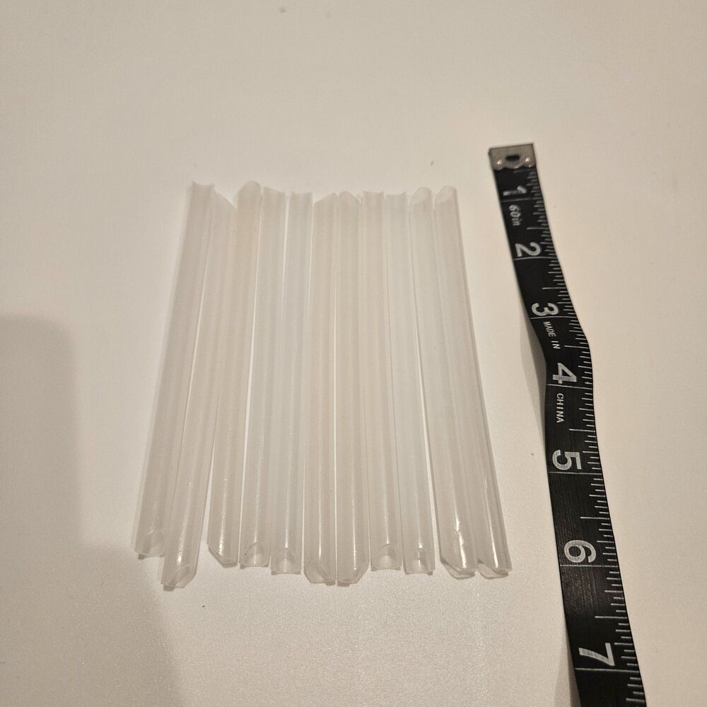 Set Of Eleven Thermos Funtainer 12oz Replacement Plastic Straws